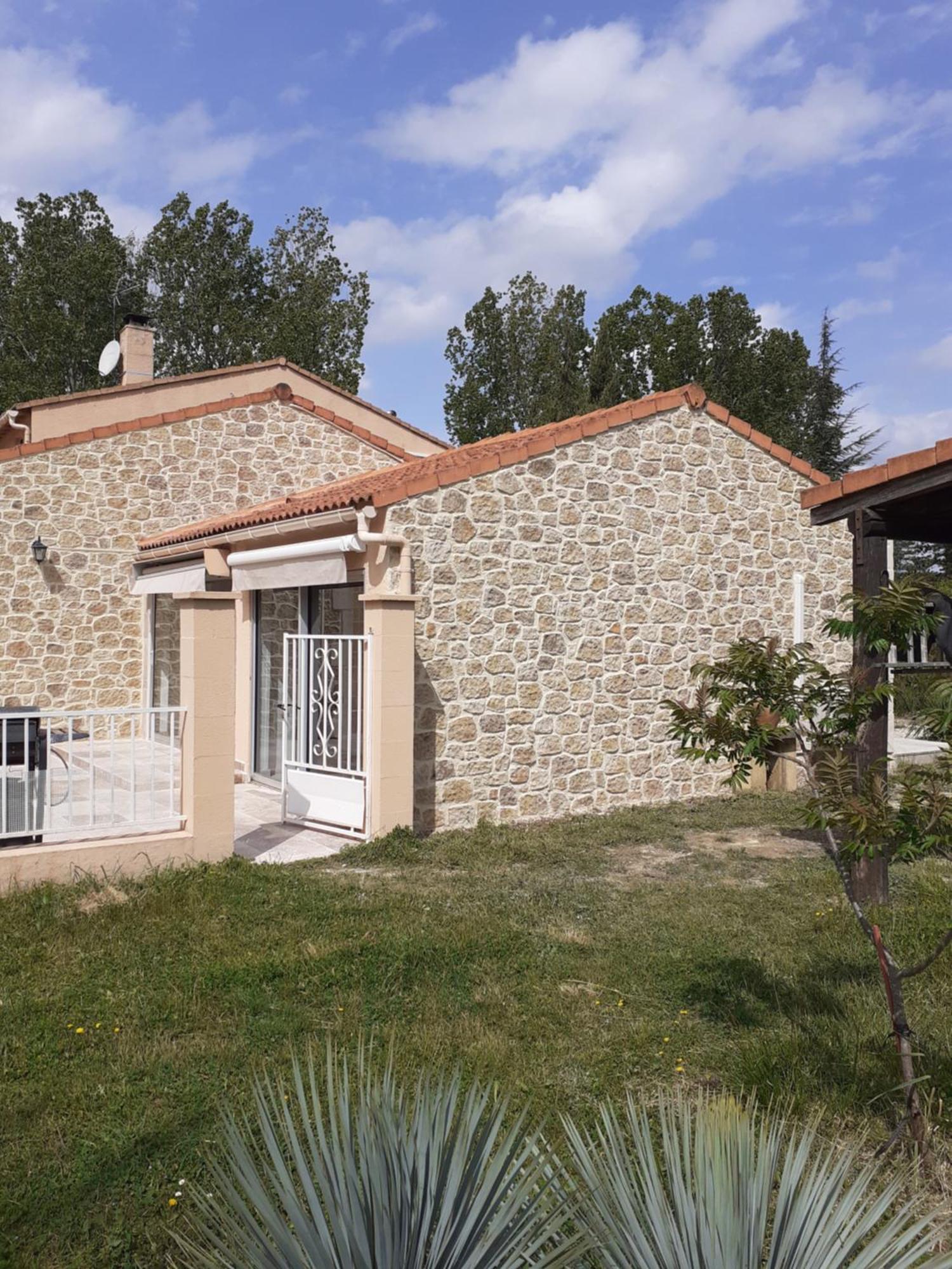 B&B Et Gite D'Ayran Сен-Кентен-ла-Потри Экстерьер фото